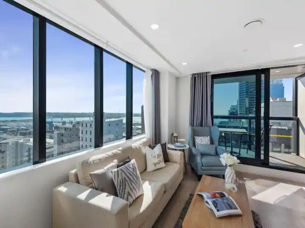 Just Opposite To Sky Tower , 2 Bed 2 Bath In Cbd Apartment โอ๊คแลนด์ ภายนอก รูปภาพ